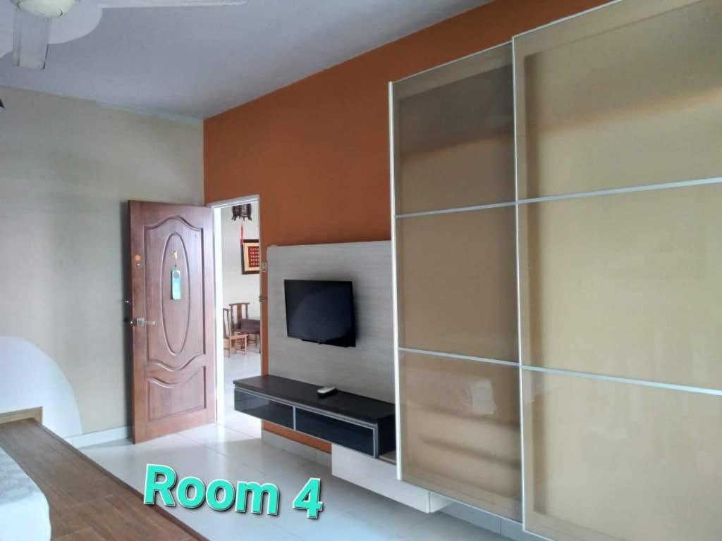 Tebrau City Aeon Homestay
